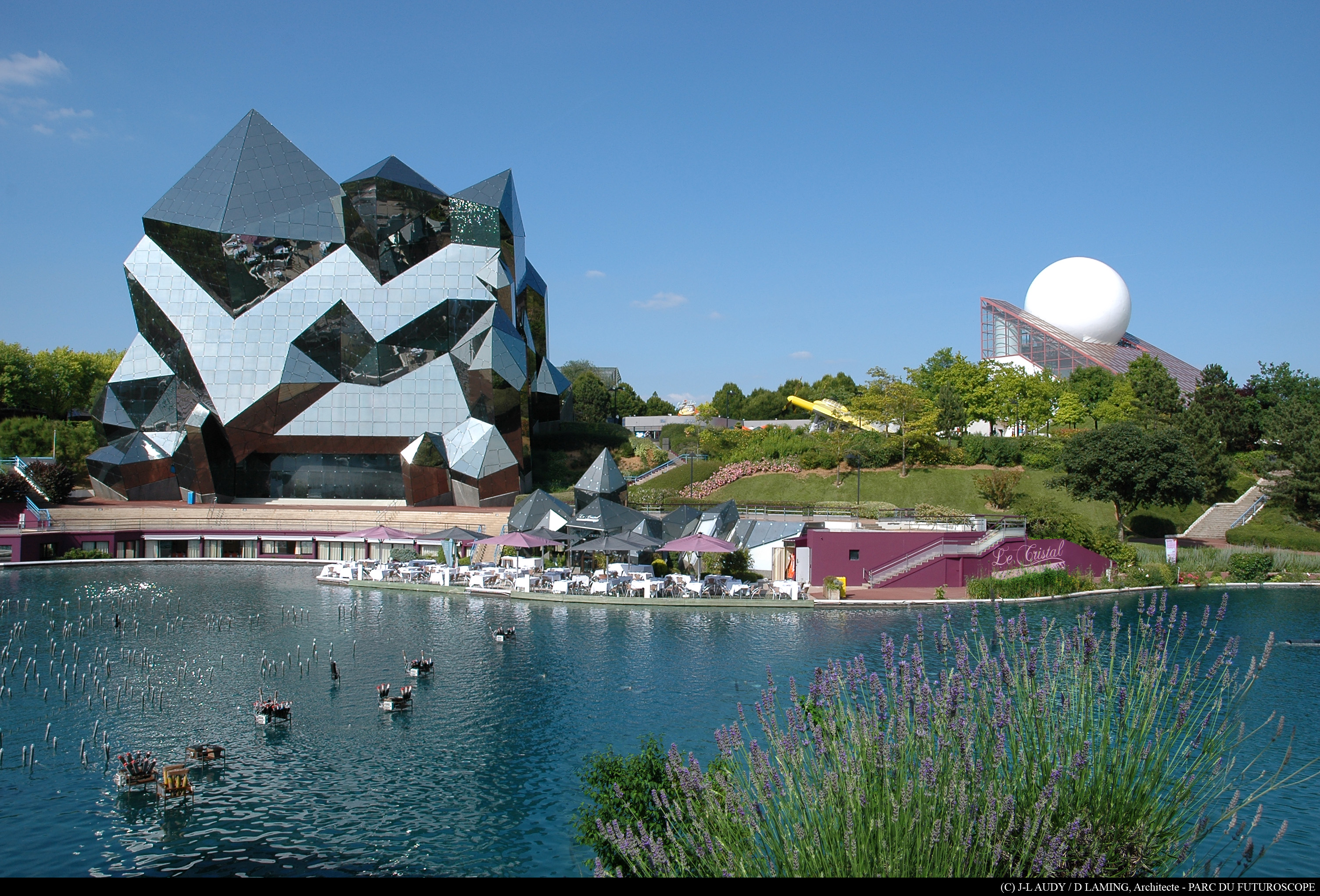 Futuroscope Parc d'attractions à Poitiers en Poitou Charentes