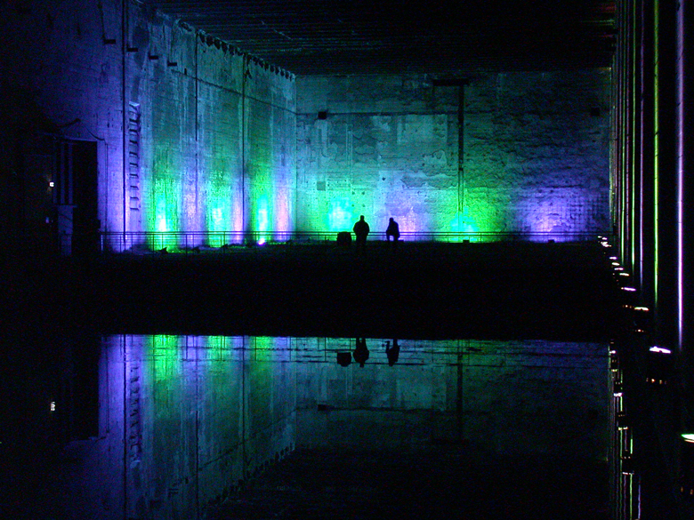 spectacle dans la base sous-marine de bordeaux