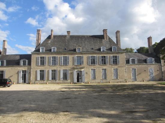 chateau de denainvilliers