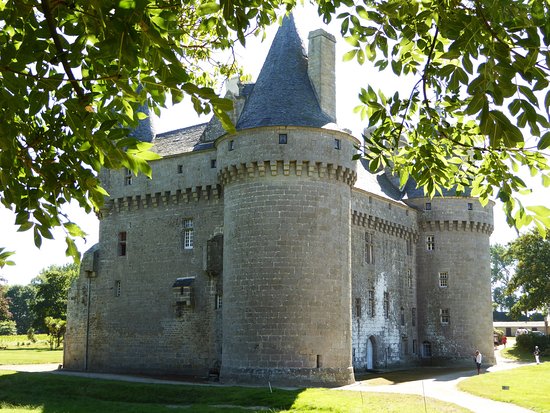 chateau de kerouzere