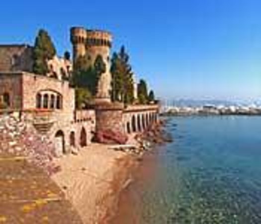 chateau de la napoule