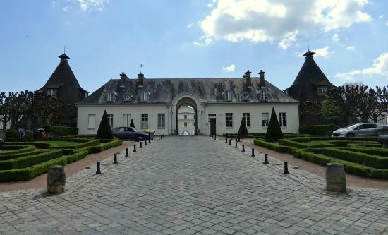 chateau de la verrerie 1