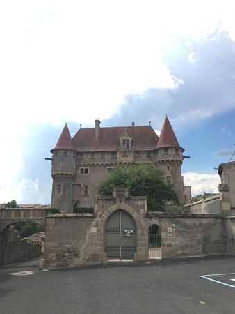 chateau de murol