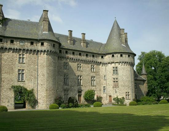 chateau de pompadour