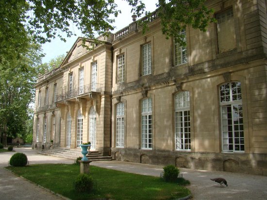 chateau de sauvan