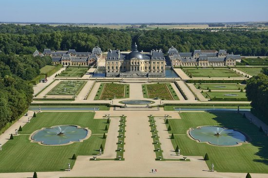 chateau de vaux le vicomte