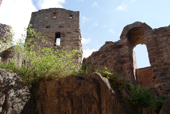 eingang zur oberen burg