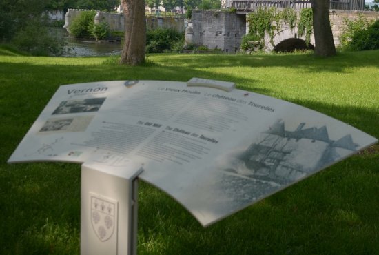 il cartello con indicazione