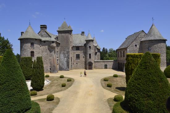 la cour d honneur et 2