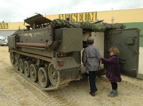 4 can ride in this tank