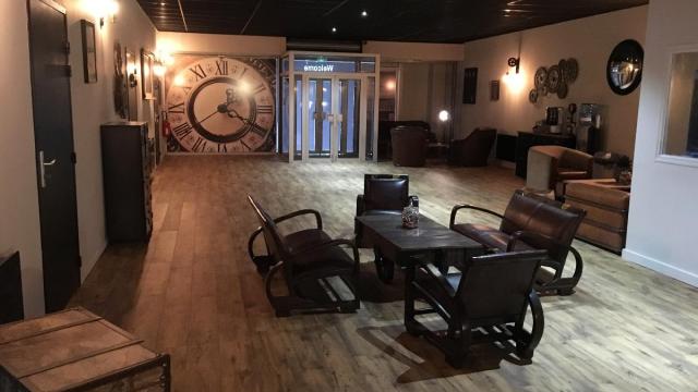 43464 escape yourself rennes