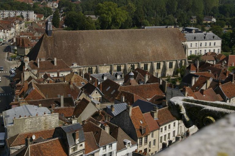 43494 hotel dieu tonnerre tonnerrois bourgogne 2 low 768x511