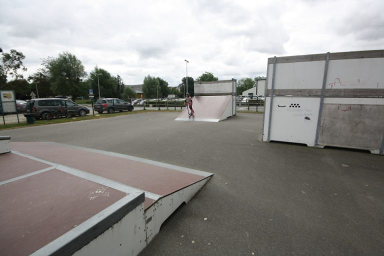 4899 9954352 16144127 768x512