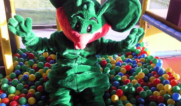 79835 jim jump 768x452