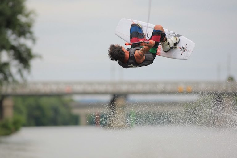 91224 rageboat 768x512