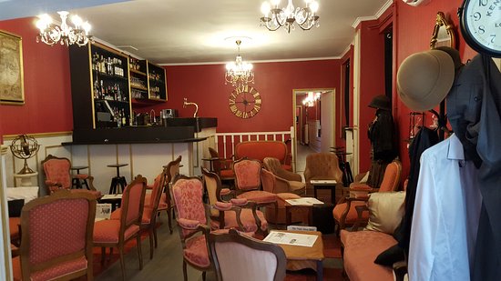 9626 221 baker street