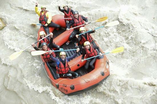 aqua rafting
