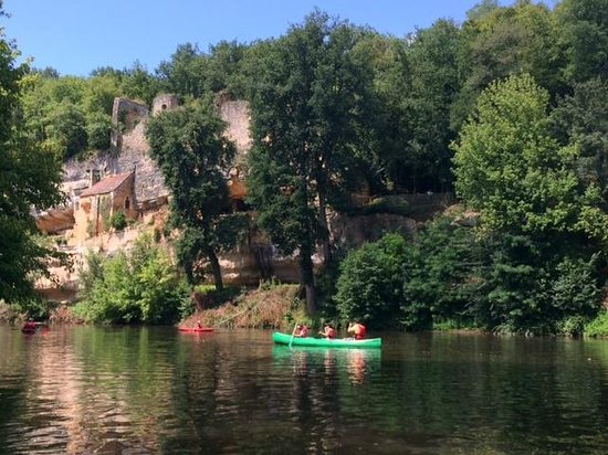 canoes vallee vezere