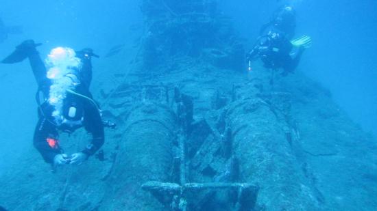 go to the rubis submariner