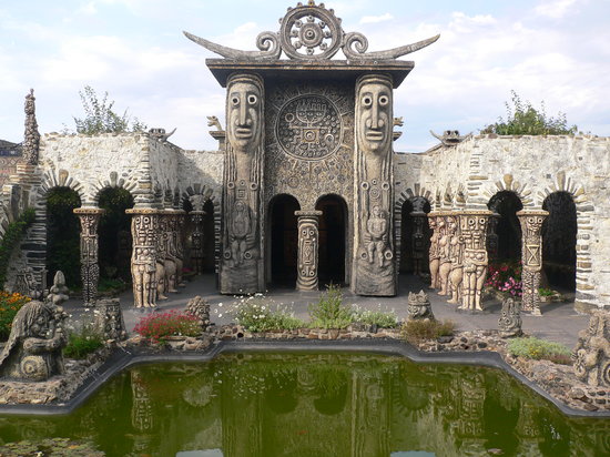 l interno del tempio