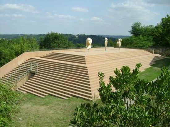 la maison de la dame