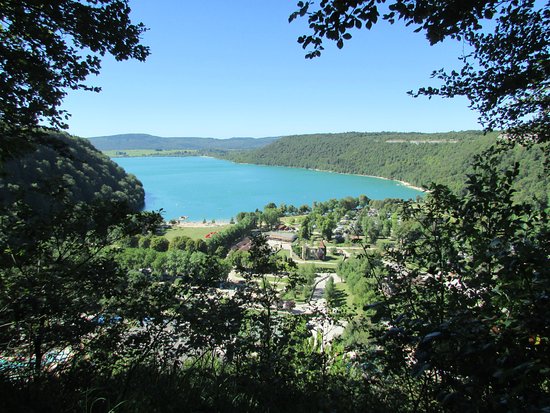 lac de chalain vu depuis
