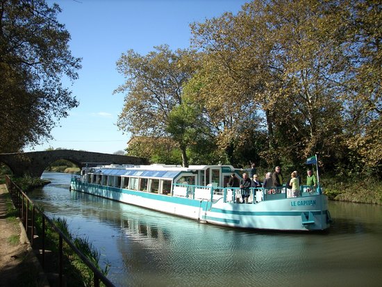 le capitan au pont des