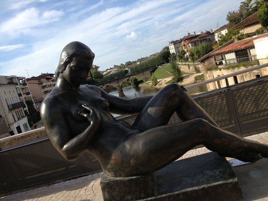 magnifique bronze exposee