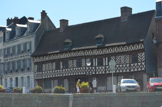 maison henri iv