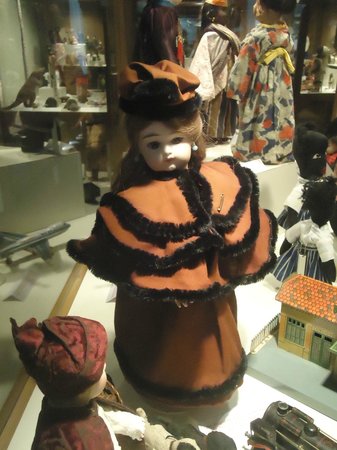 musee de poupees