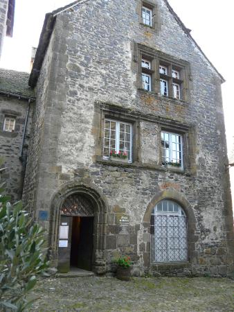 musee de salers maison