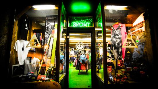 new tignes spirit shop