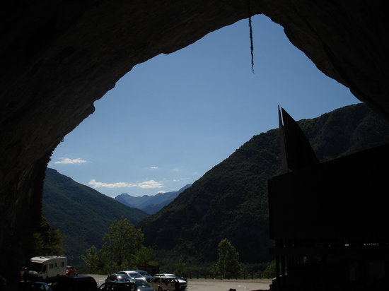 niaux caves