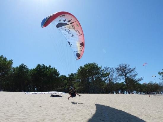 parapente pyla sur mer