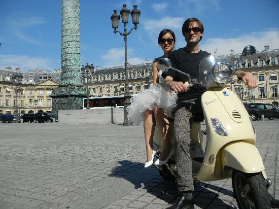 paris vespa