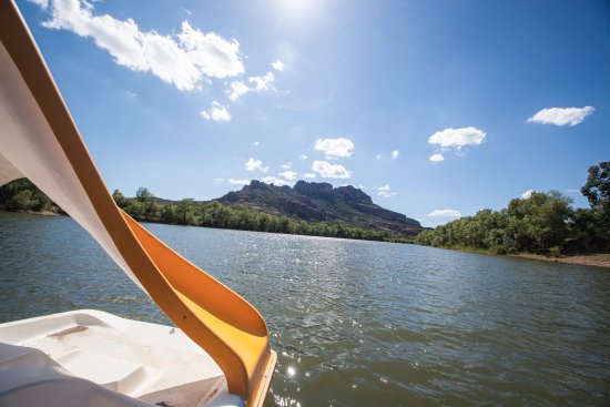 pedalo a la base du rocher