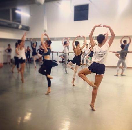 photo d un cours de danse