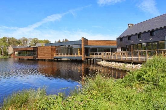 rear view from lake side