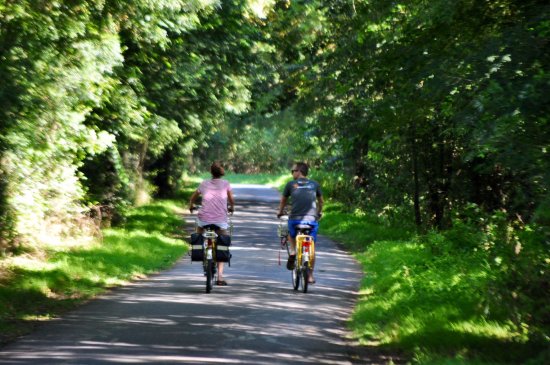 riding along the loire