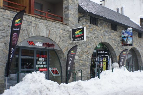 rue principale au village