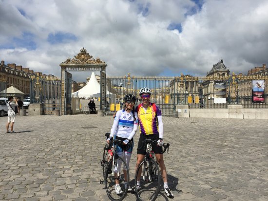 sam at paris bike co
