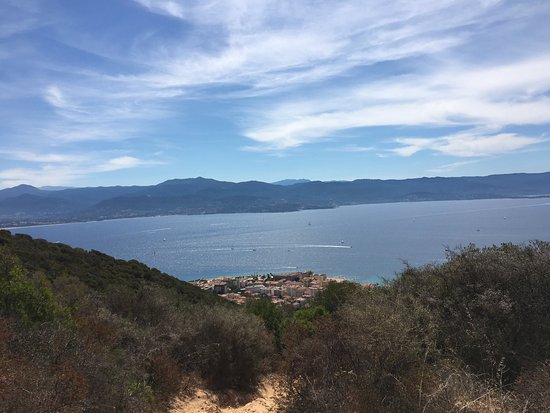 sentier des cretes 1