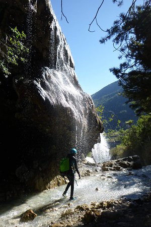 sous les cascades