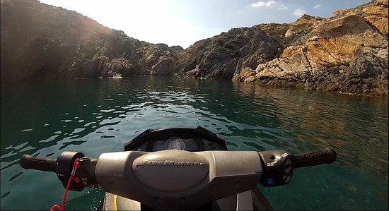 sun jets a banuyls sur