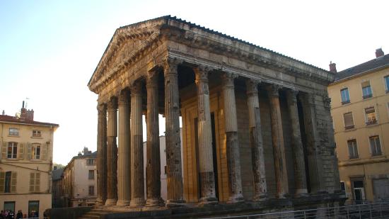 temple d auguste et de