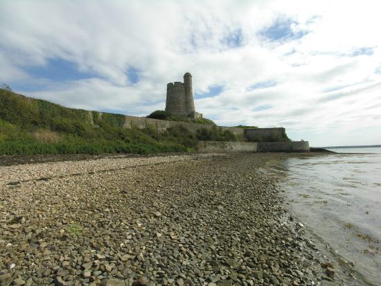 tour vauban de la hougue
