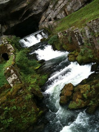 un decor digne de tomb