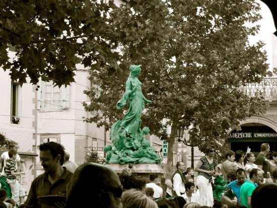 venus sortant des eaux