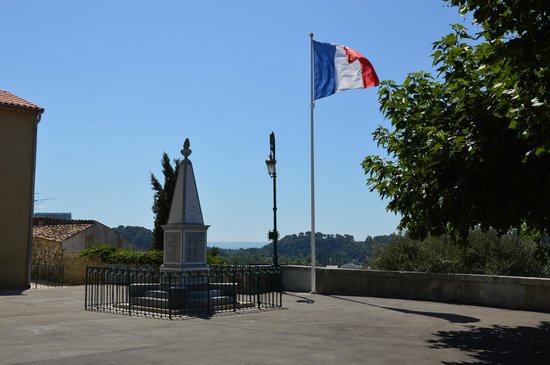 vieux villeneuve loubet