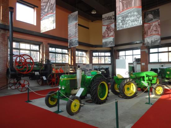 vue des tracteurs societe